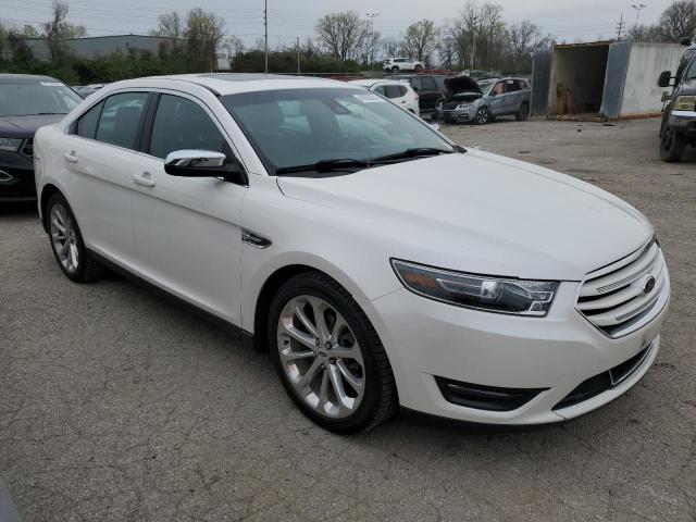  FORD TAURUS 2018 Білий