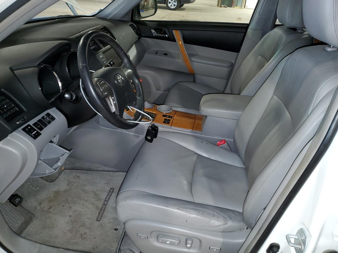 2008 Toyota Highlander Hybrid Limited VIN: JTEEW44A582019394 Lot: 51146404