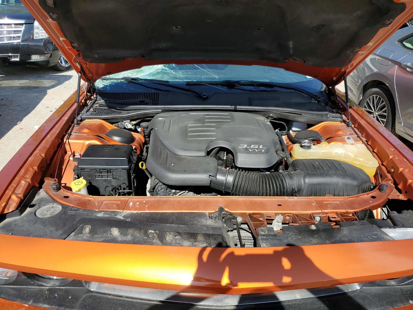 2B3CJ4DG4BH604708 2011 Dodge Challenger