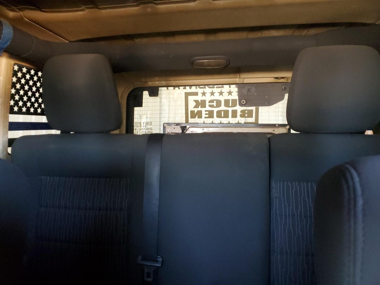 2012 Jeep Wrangler Unlimited Sport VIN: 1C4BJWDG5CL116975 Lot: 50827944