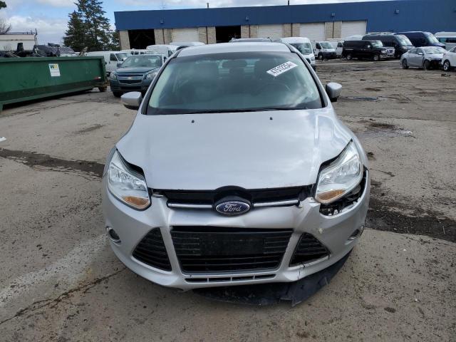  FORD FOCUS 2012 Серебристый