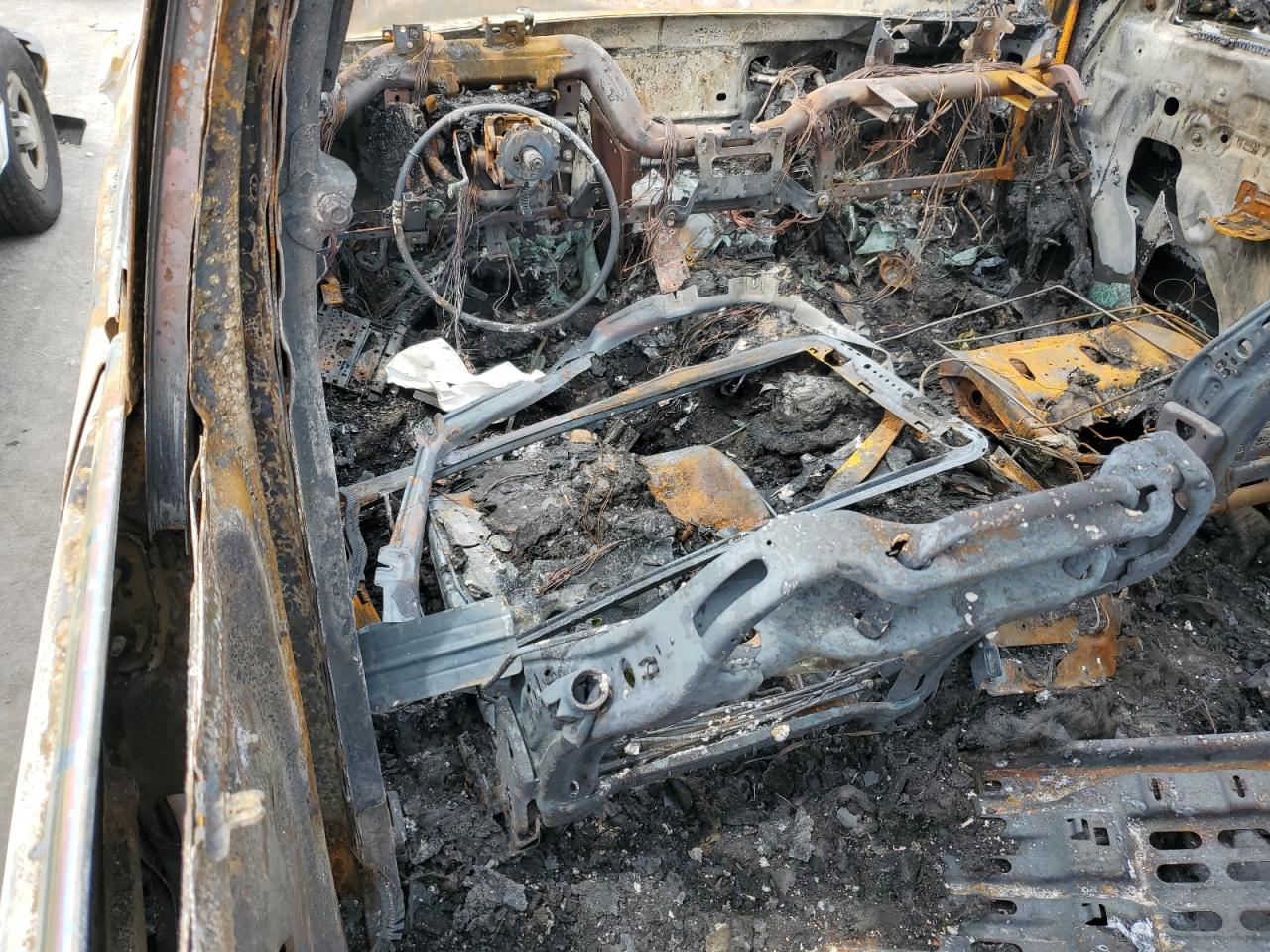 2015 GMC Sierra K2500 Denali VIN: 1GT120E89FF682296 Lot: 52201044