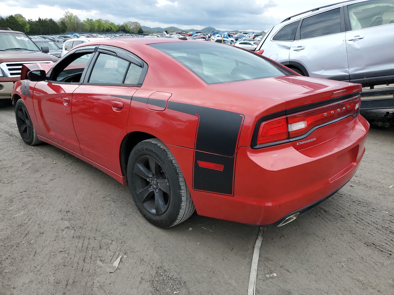 2C3CDXBG7DH570667 2013 Dodge Charger Se