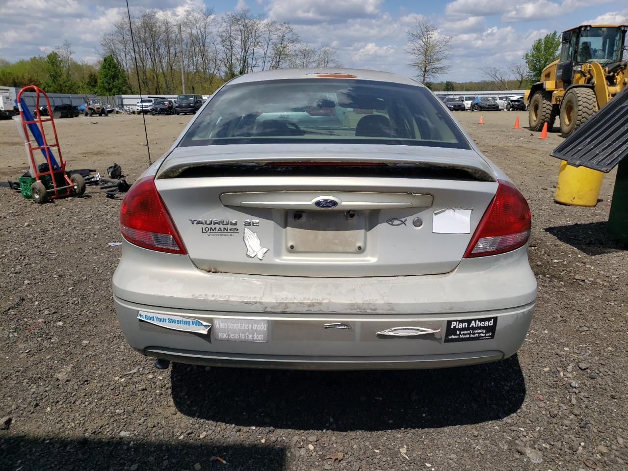 2005 Ford Taurus Se VIN: 1FAHP53285A153449 Lot: 52338564