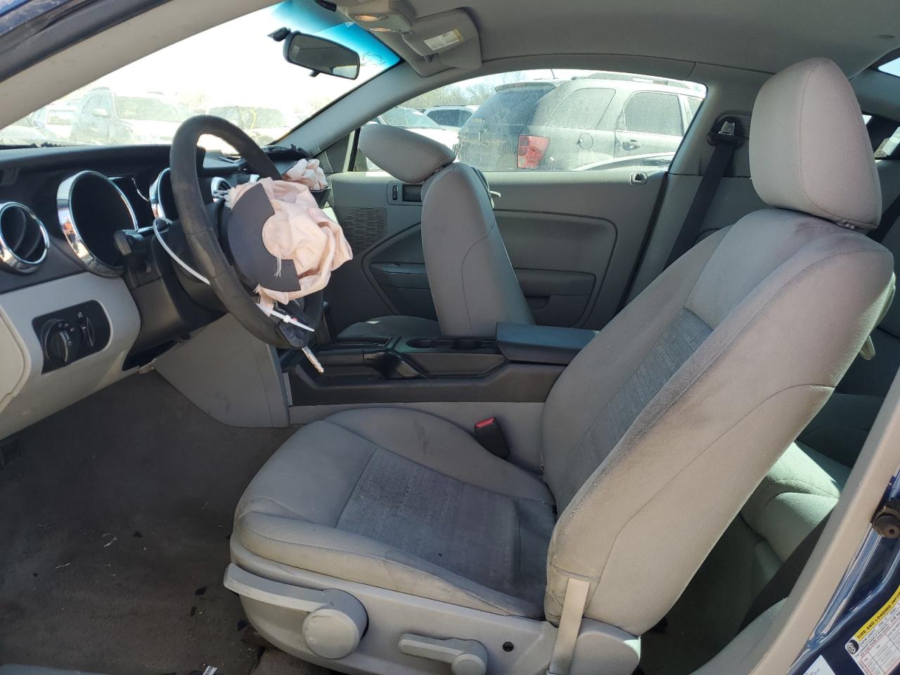 2007 Ford Mustang VIN: 1ZVFT80N275277223 Lot: 49951374