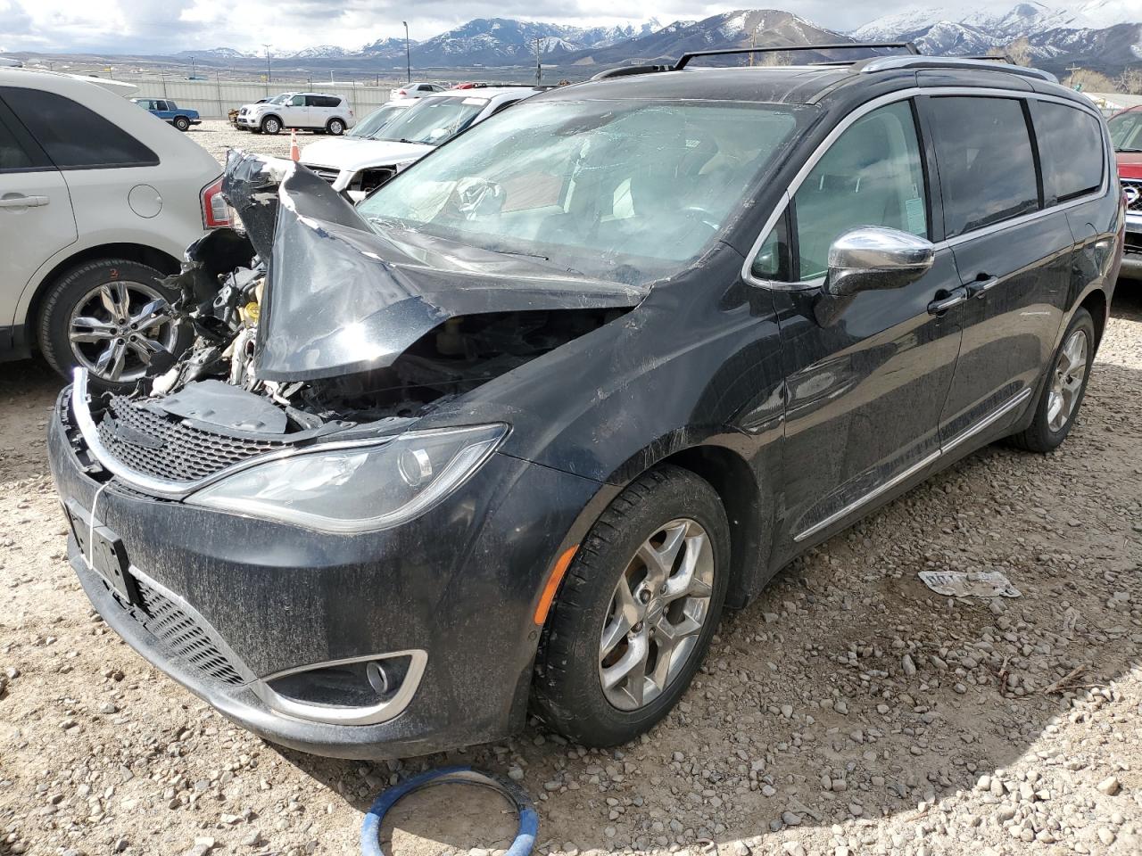 2C4RC1GGXHR518867 2017 Chrysler Pacifica Limited