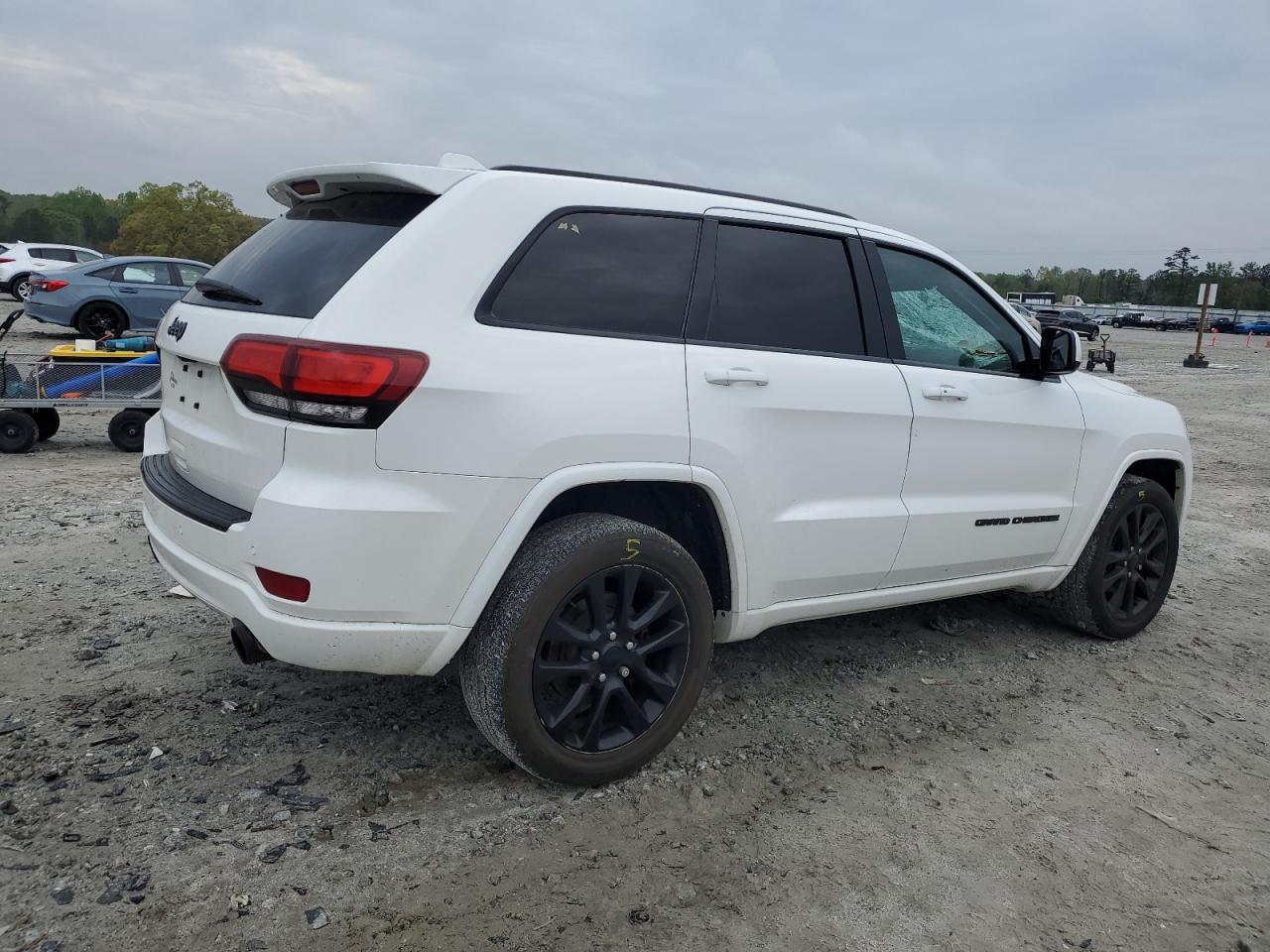 2017 Jeep Grand Cherokee Laredo VIN: 1C4RJFAG7HC768412 Lot: 50131644