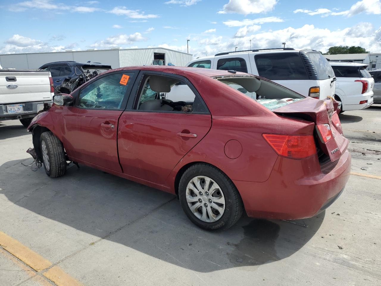 2010 Kia Forte - Image 2