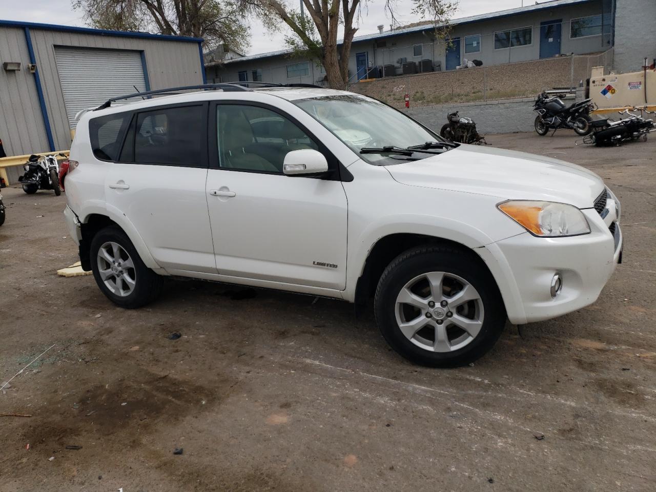 2011 Toyota Rav4 Limited VIN: 2T3YF4DV2BW062819 Lot: 49073734