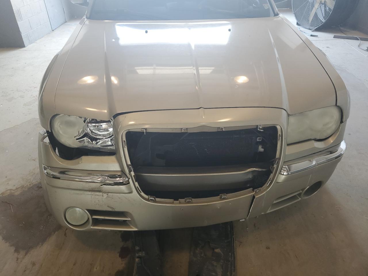 2008 Chrysler 300C VIN: 2C3LA63H98H179262 Lot: 51689034