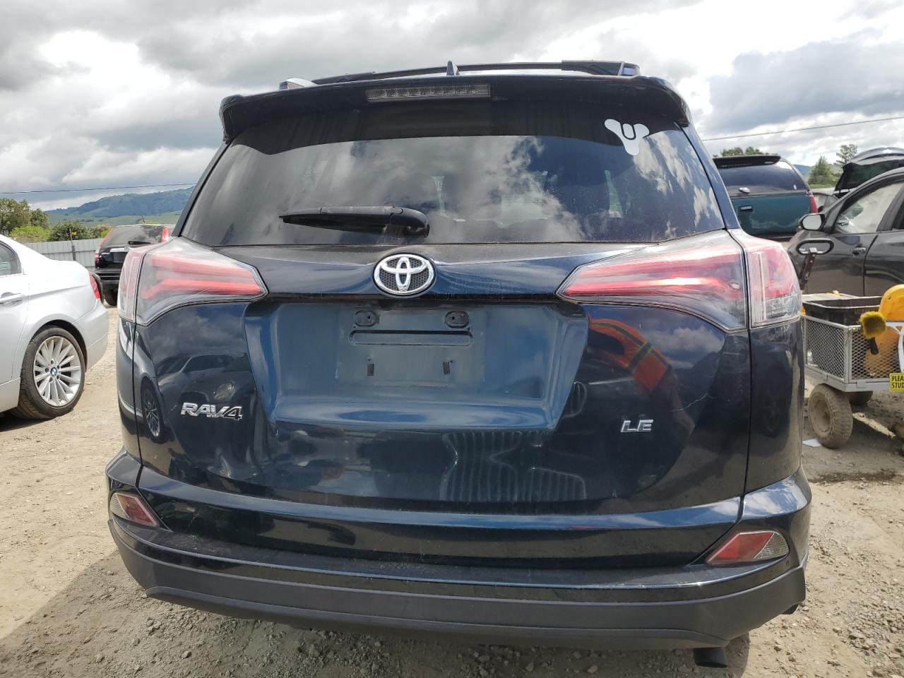 2017 Toyota Rav4 Le VIN: JTMZFREV2HJ103764 Lot: 52598334