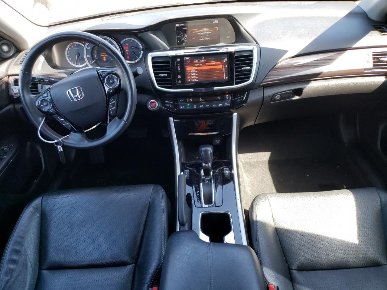 1HGCR2F9XHA239387 2017 Honda Accord Exl