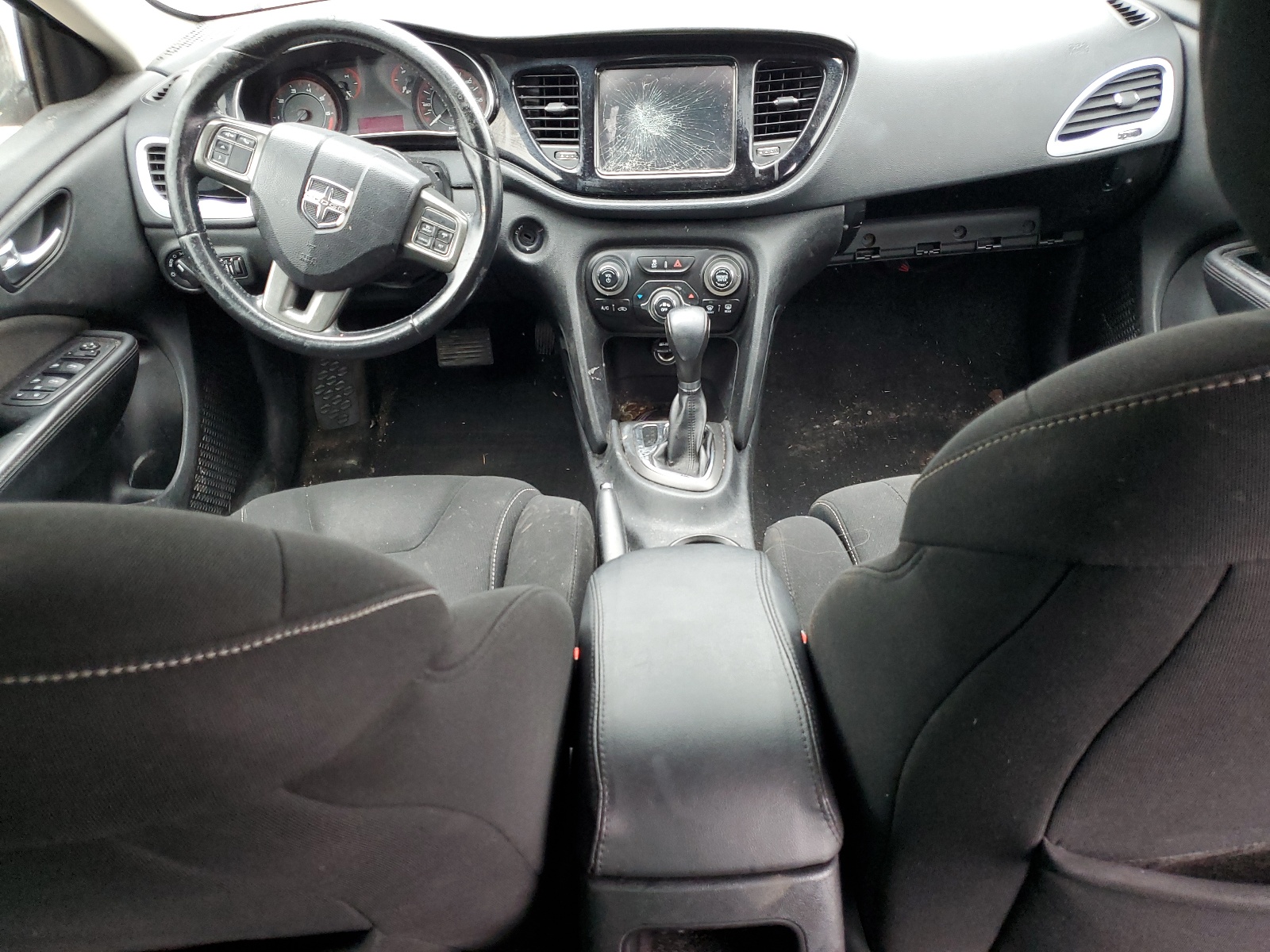 1C3CDFBA0DD176205 2013 Dodge Dart Sxt