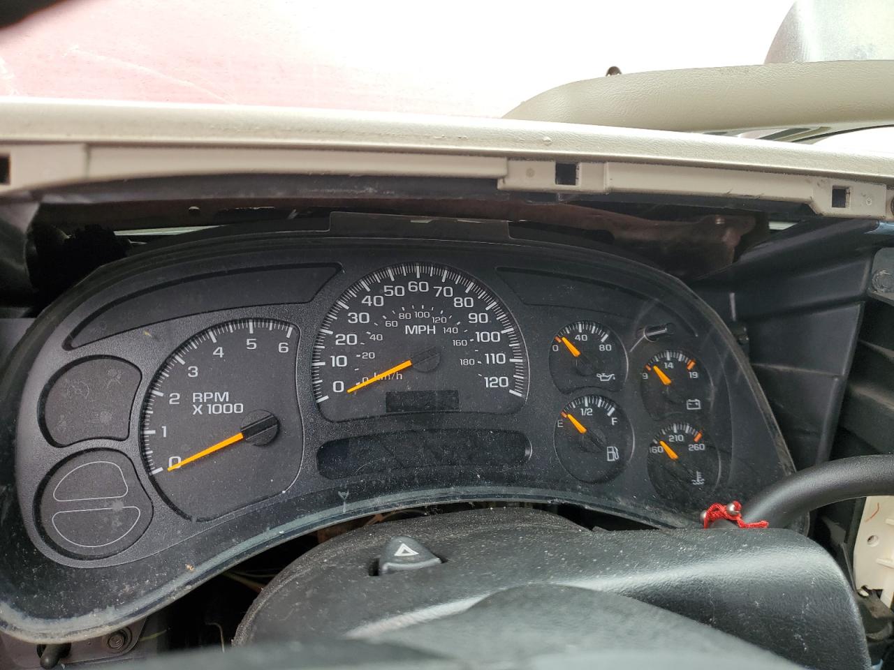 2005 Chevrolet Tahoe K1500 VIN: 1GNEK13Z85R232582 Lot: 52705274