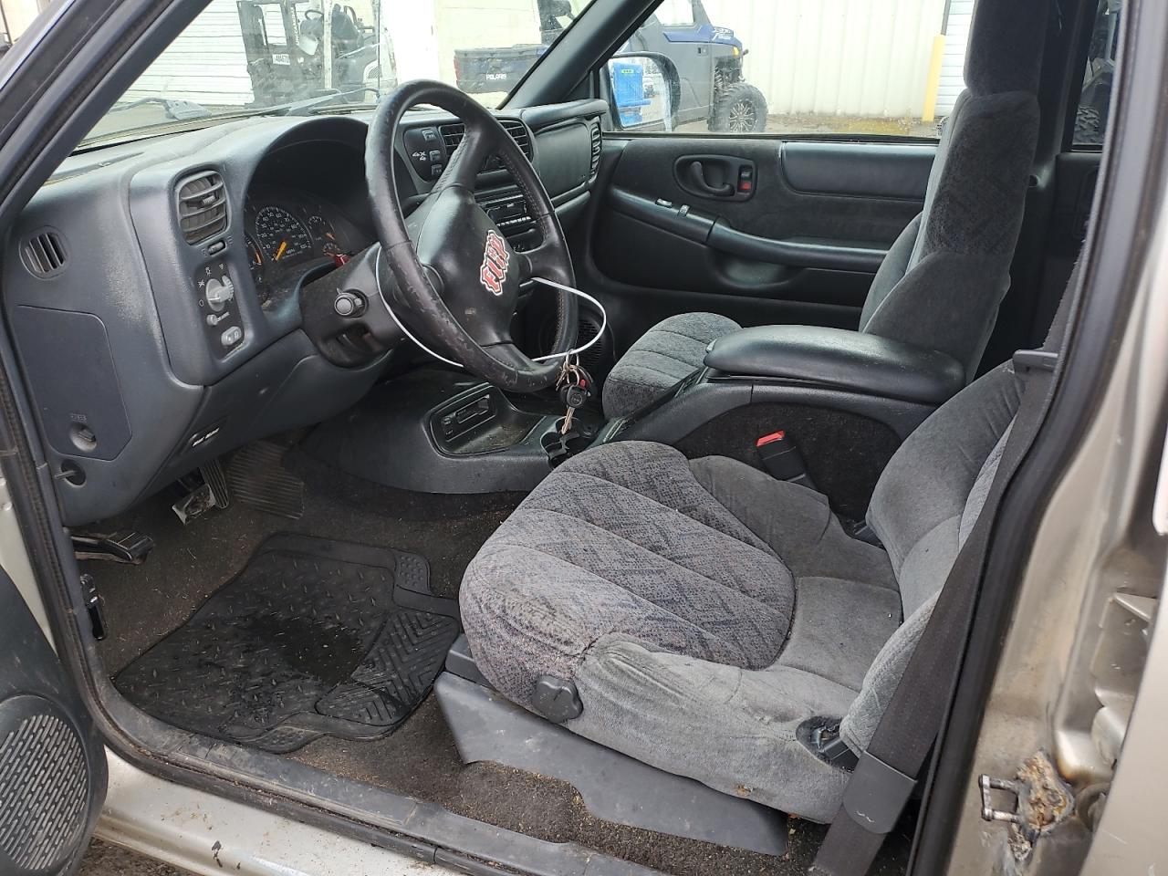 1GTDT13W71K154628 2001 GMC Sonoma