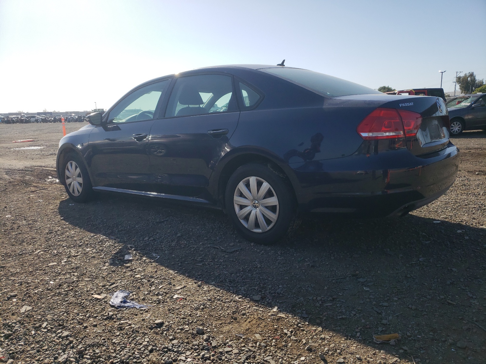 2012 Volkswagen Passat S vin: 1VWAP7A37CC017945