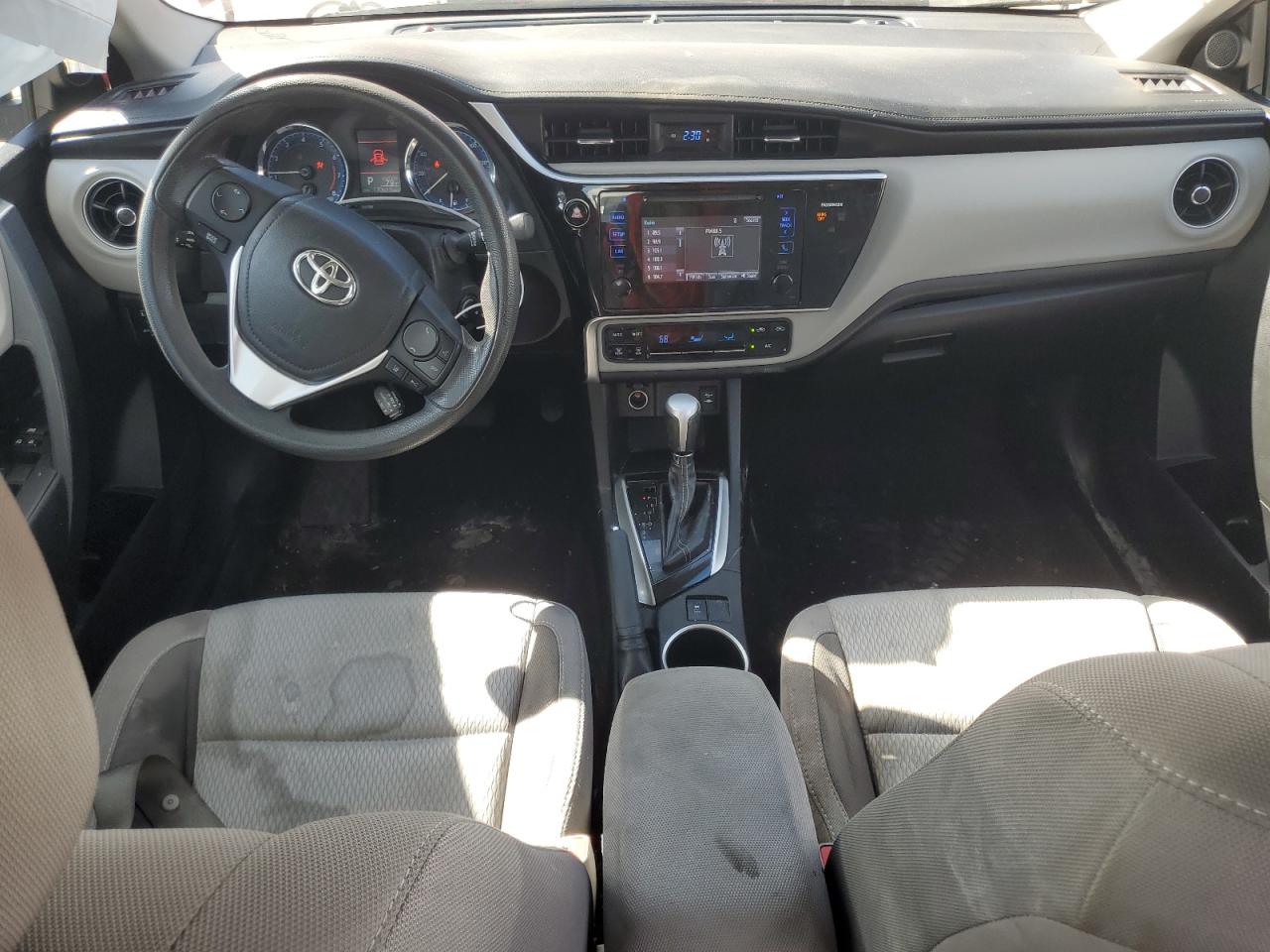 5YFBURHE8HP599233 2017 Toyota Corolla L