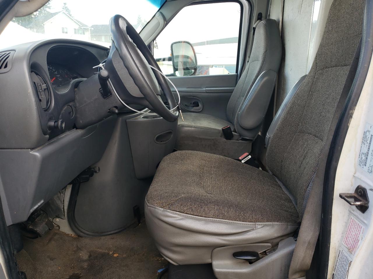 2004 Ford Econoline E450 Super Duty Cutaway Van VIN: 1FDXE45P44HA49699 Lot: 49992414