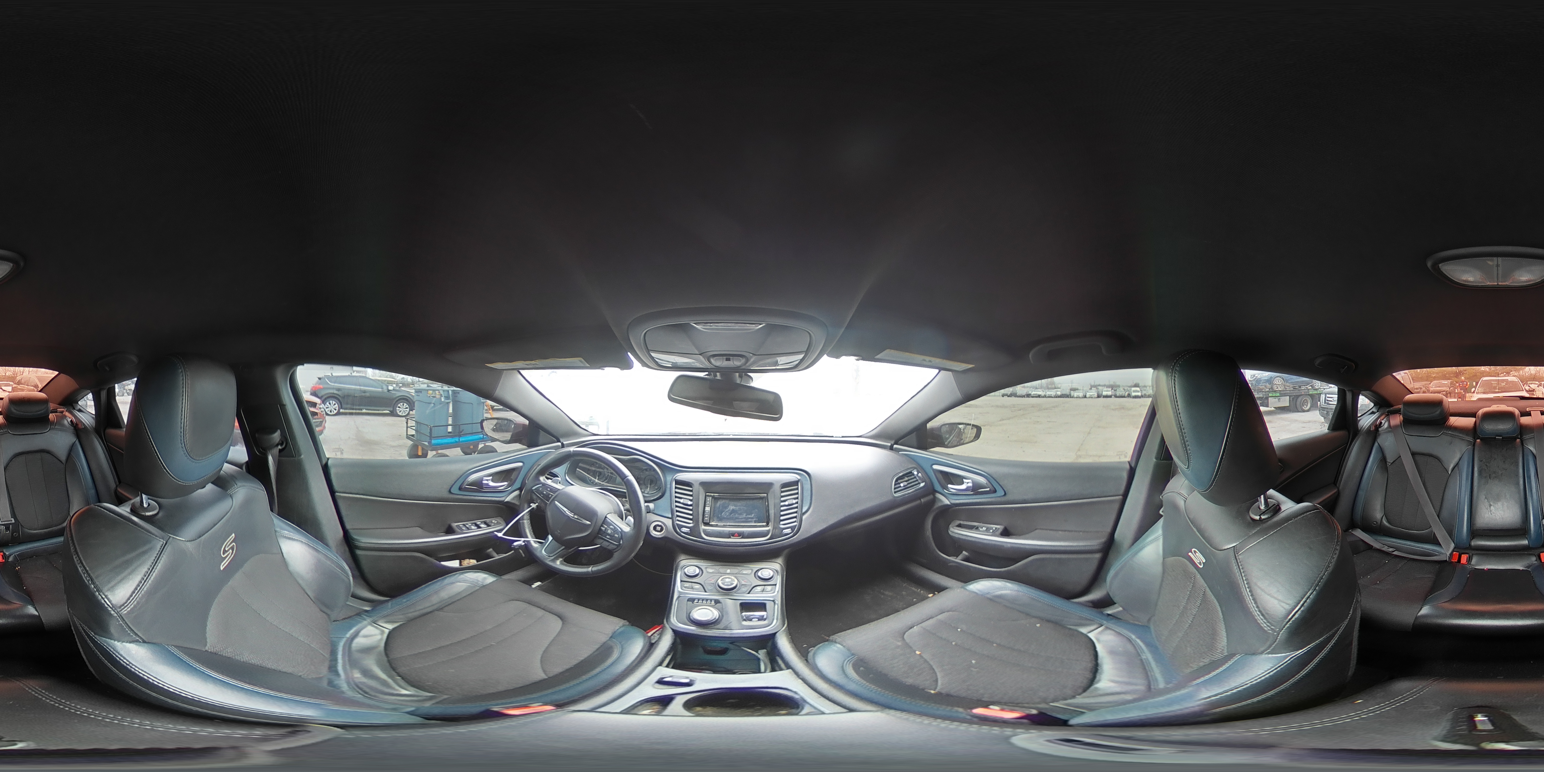 2015 Chrysler 200 - Image 12