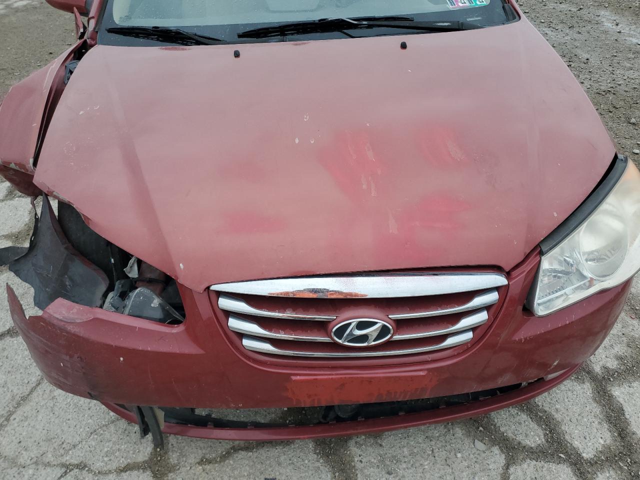 2010 Hyundai Elantra - Image 13