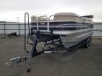 2015 Sun Tracker Party Bard for Sale in Cahokia Heights, IL - Minor Dent/Scratches