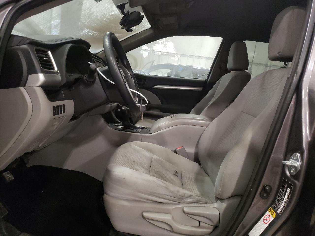 2015 Toyota Highlander Le VIN: 5TDBKRFH9FS148111 Lot: 50505914