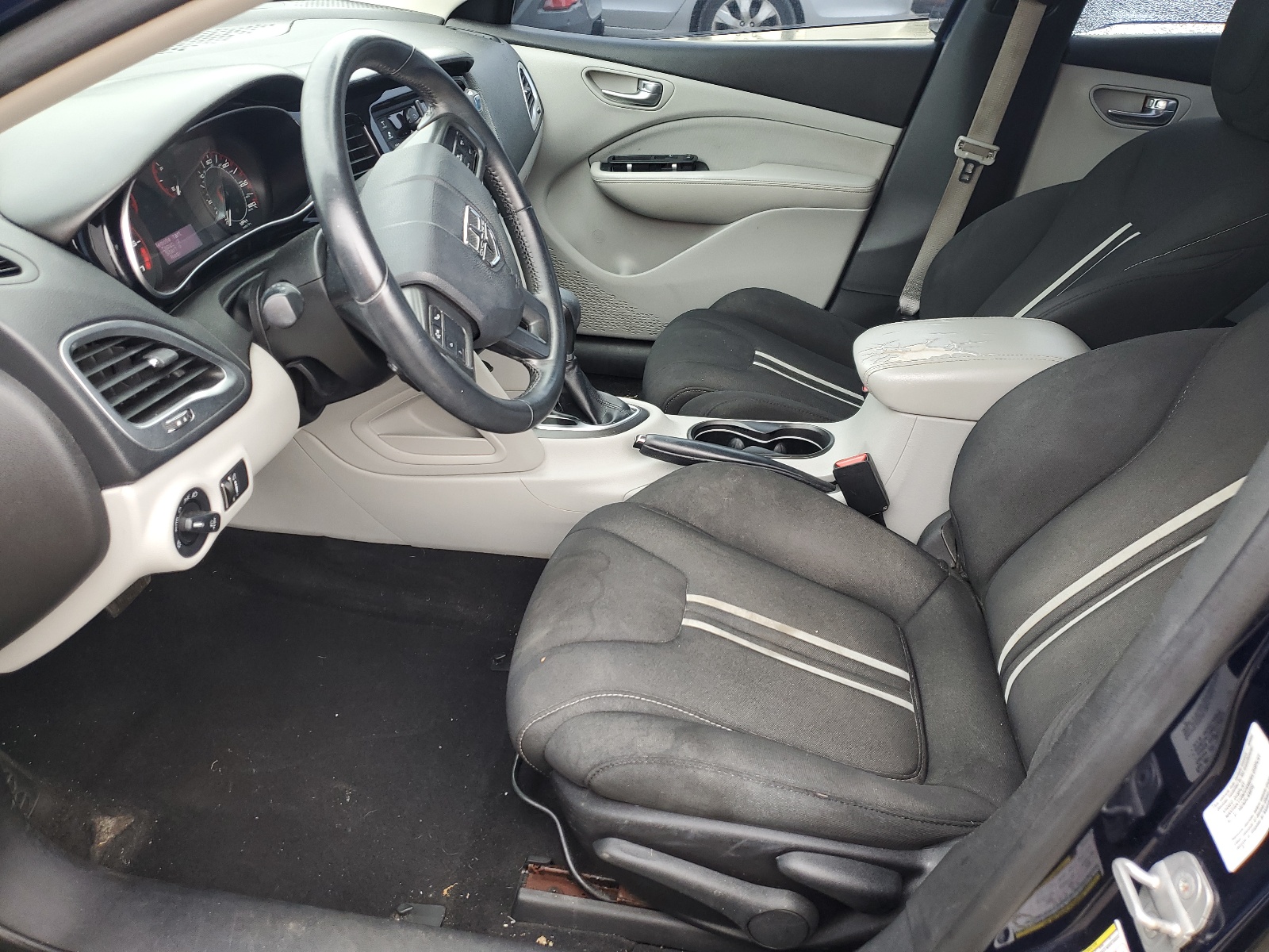 1C3CDFBA0DD313711 2013 Dodge Dart Sxt