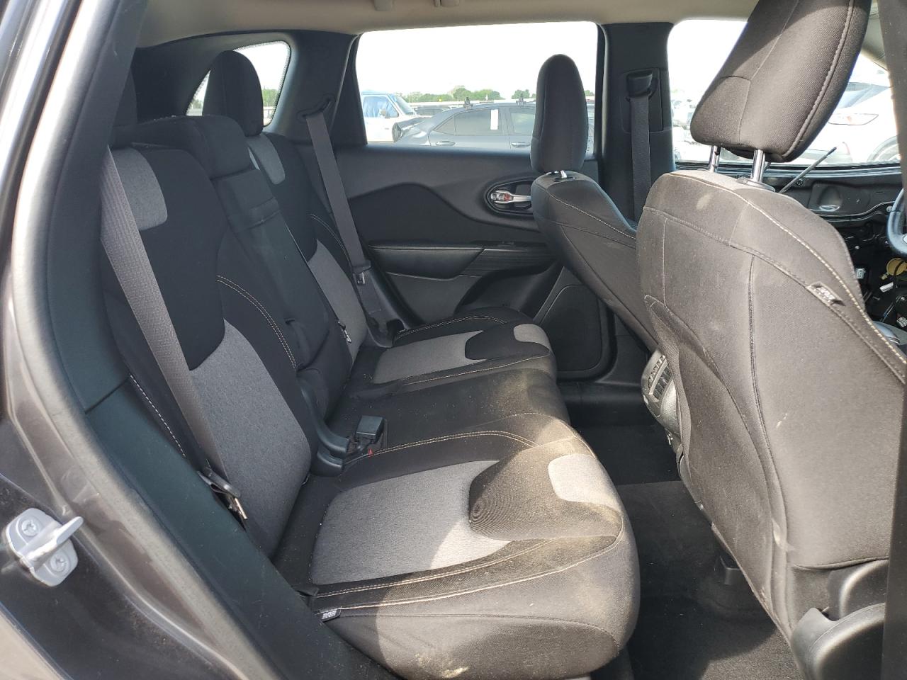 2014 Jeep Cherokee Latitude VIN: 1C4PJLCB4EW262487 Lot: 50503124