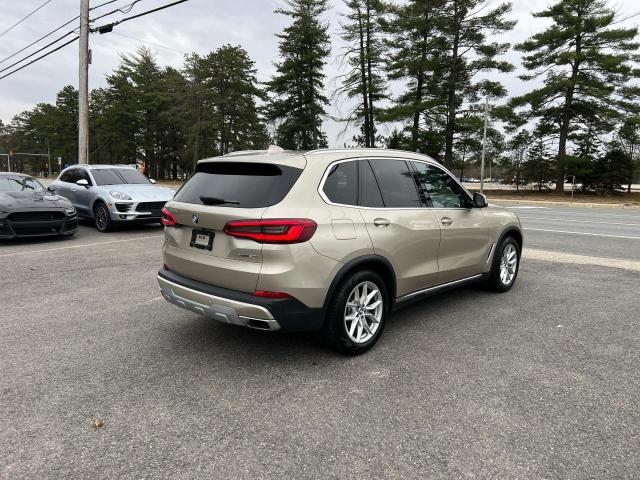 BMW X5 2019 Золотой