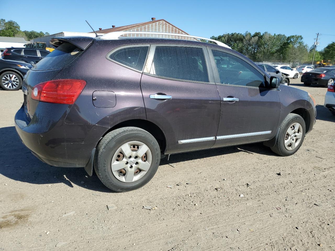 2015 Nissan Rogue - Image 3