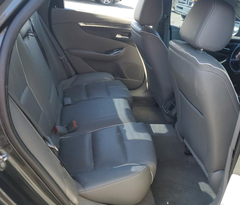 2G1125S38J9140929 2018 Chevrolet Impala Premier