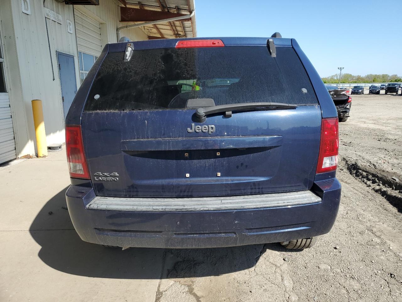 2006 Jeep Grand Cherokee - Image 6