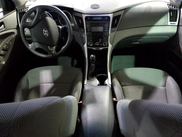  HYUNDAI SONATA 2013 Серебристый