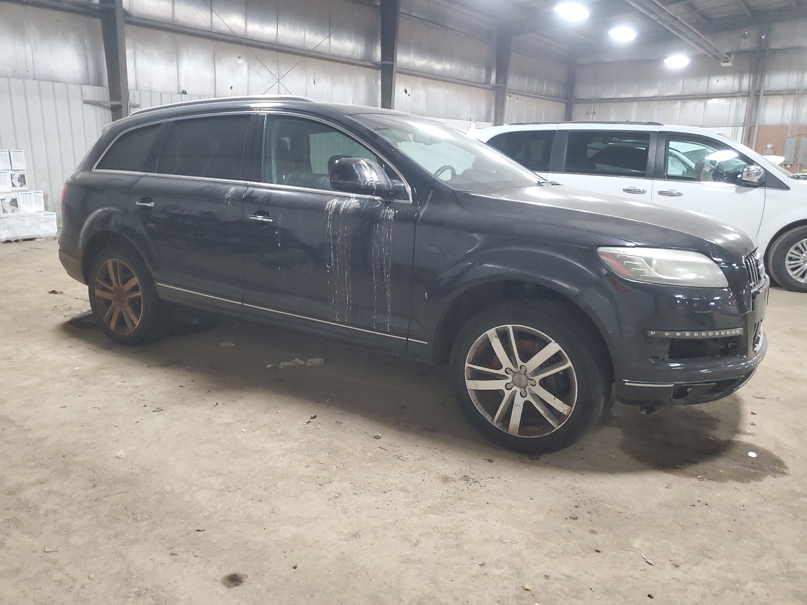 2013 Audi Q7 Premium Plus vin: WA1LGAFE3DD000245