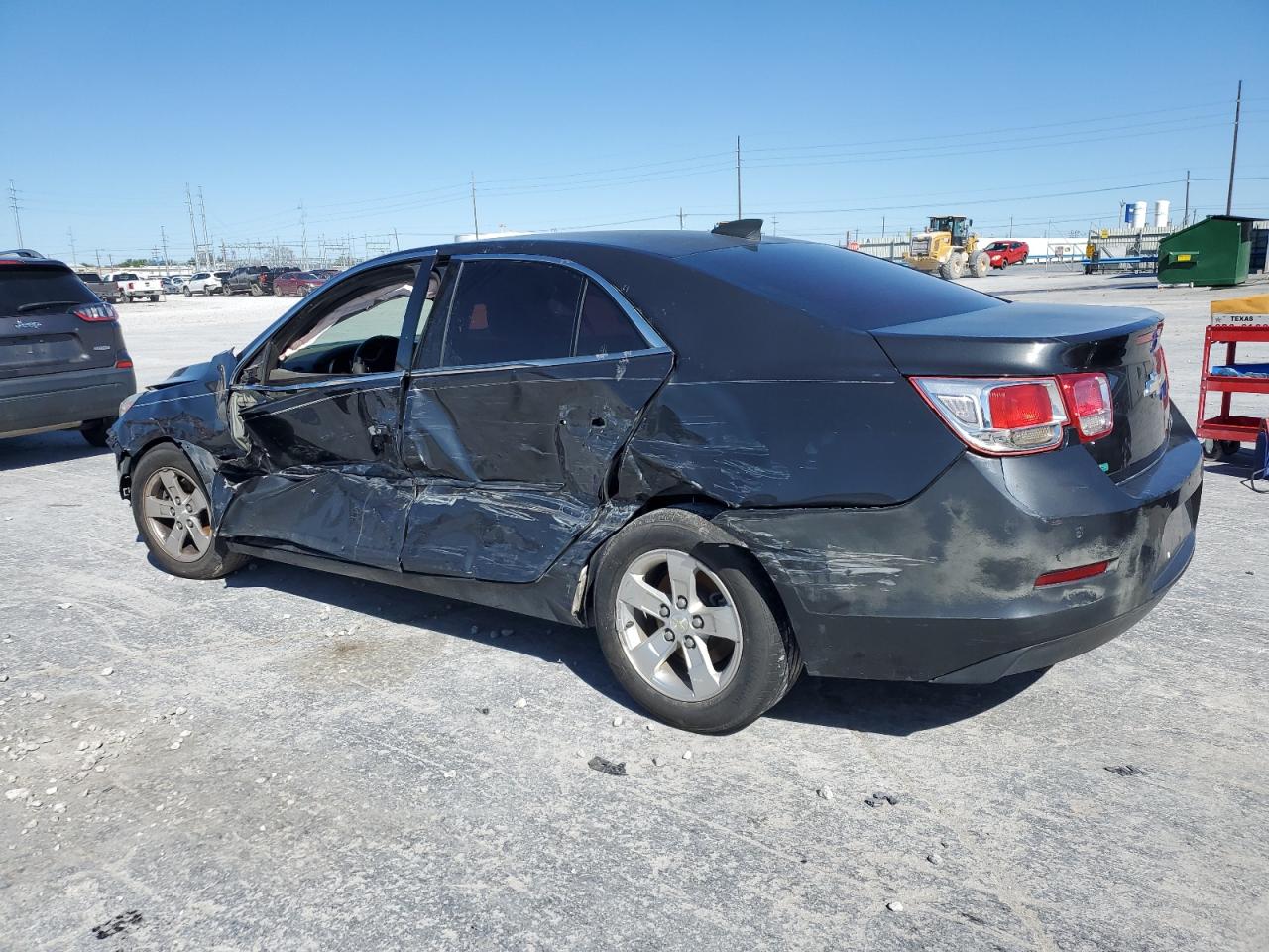 VIN 1G11B5SA2GU113056 2016 CHEVROLET MALIBU no.2