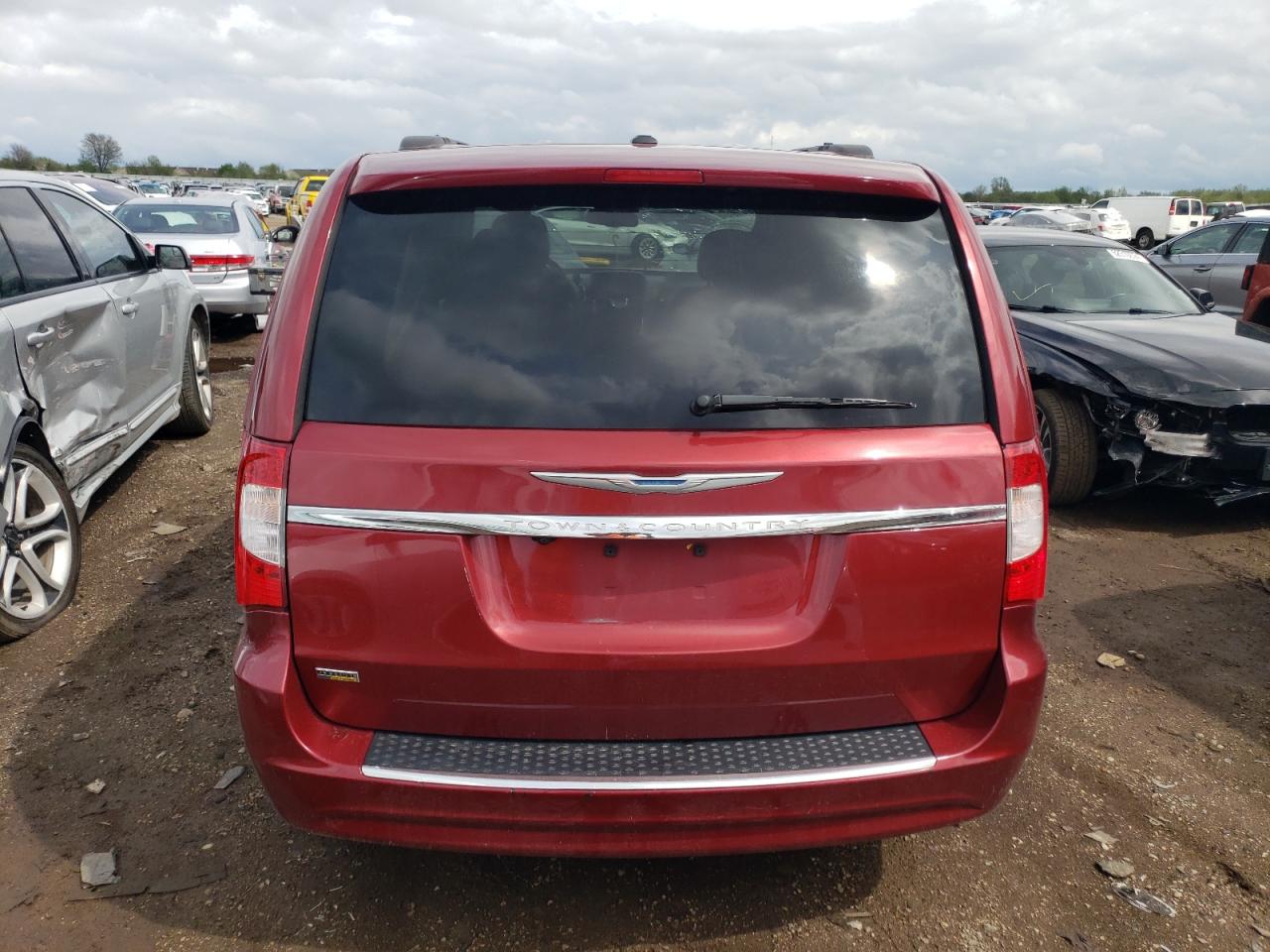 2015 Chrysler Town & Country Touring VIN: 2C4RC1BG8FR695020 Lot: 52759774