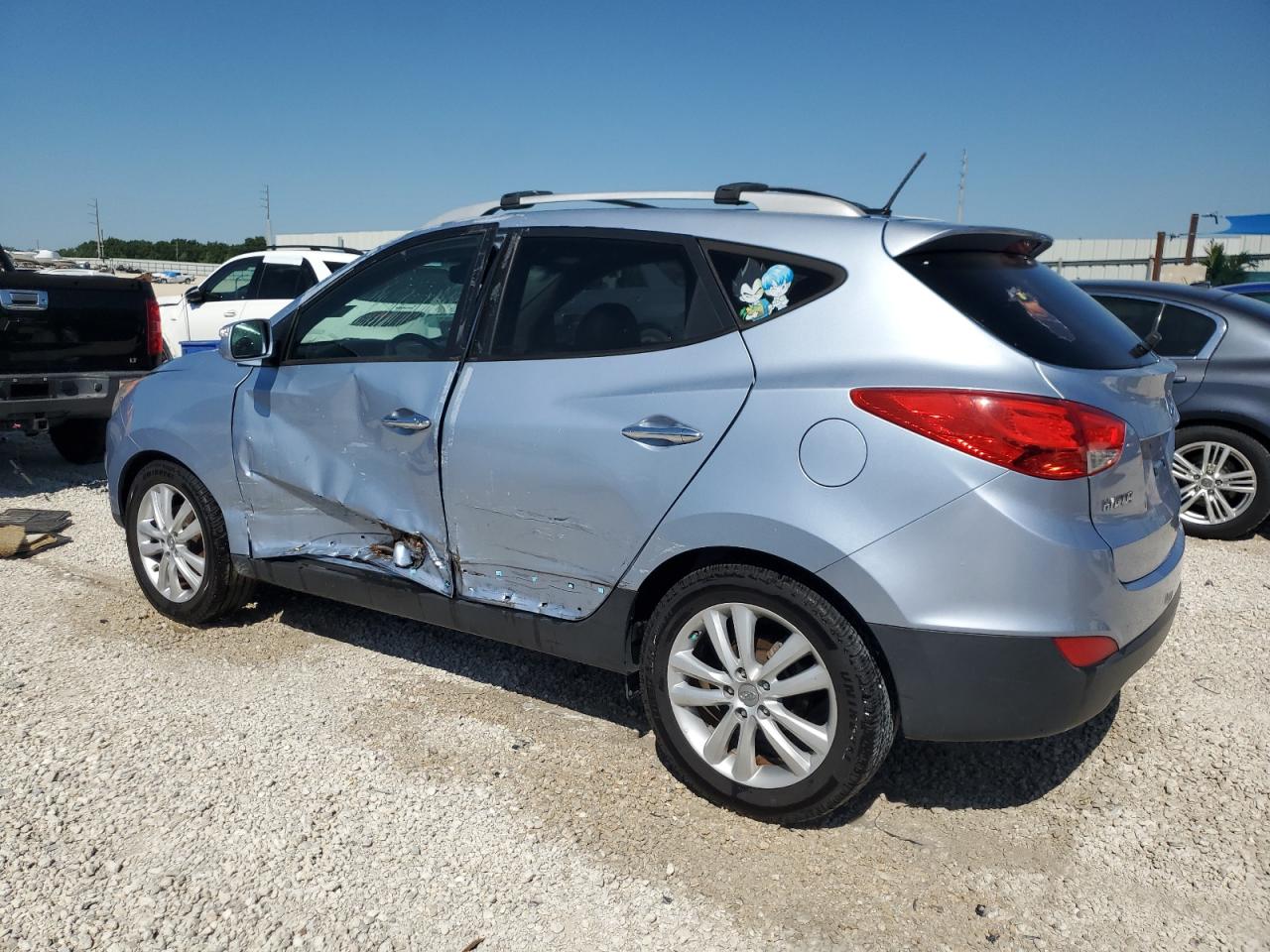 2012 Hyundai Tucson - Image 2