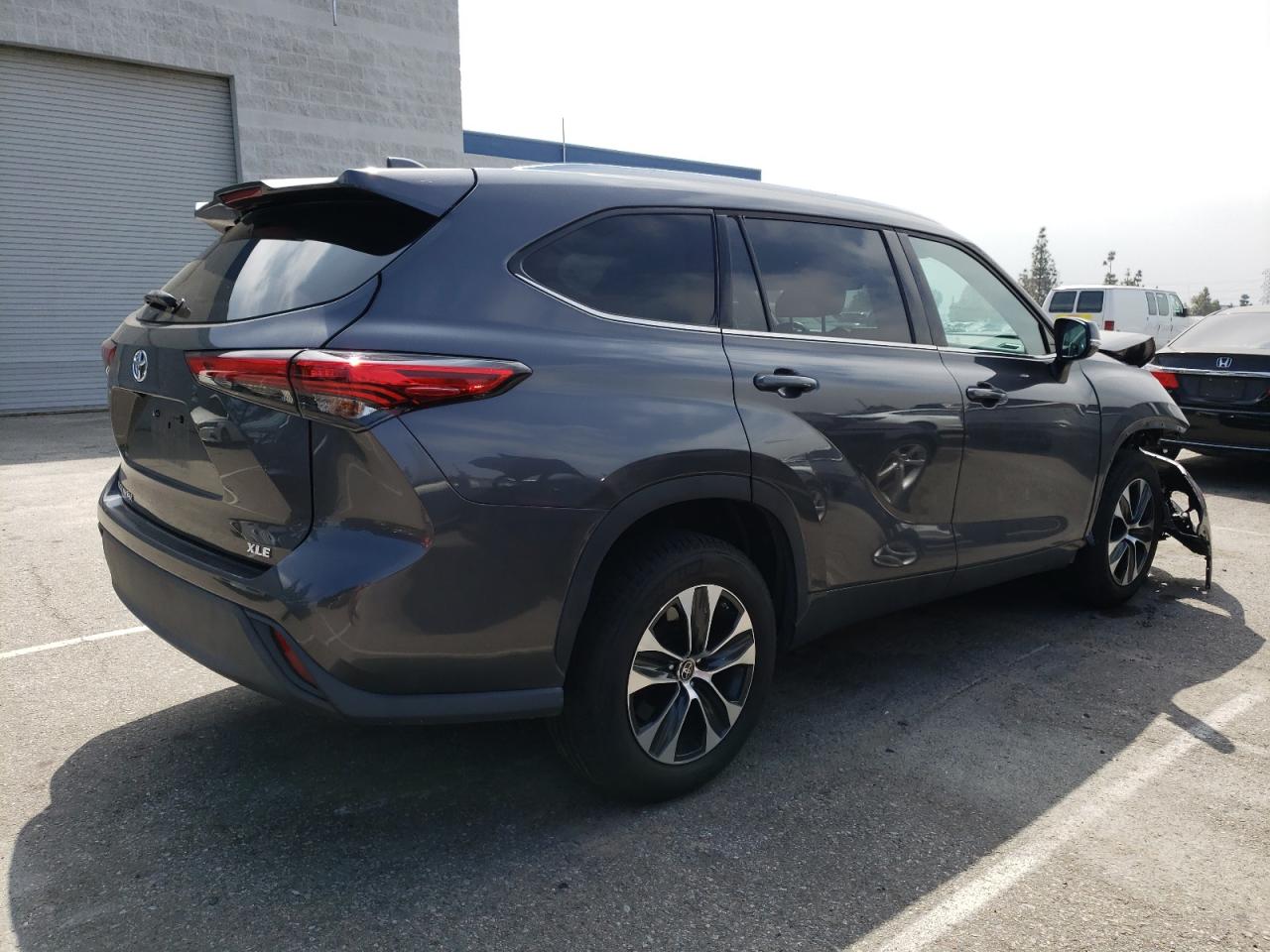 2020 Toyota Highlander Xle VIN: 5TDHZRAH3LS504805 Lot: 51605414