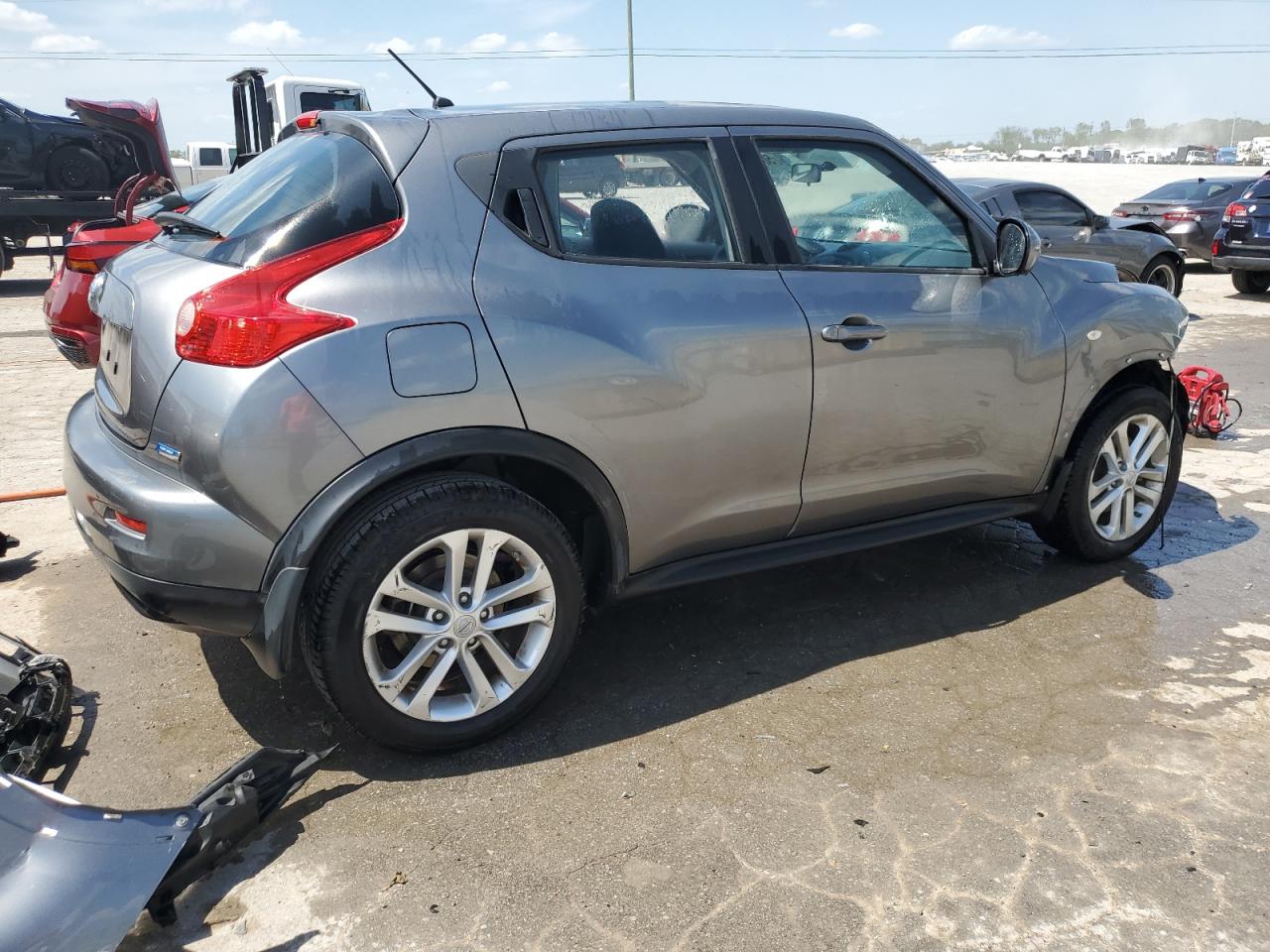 2014 Nissan Juke S VIN: JN8AF5MR5ET356334 Lot: 50776454