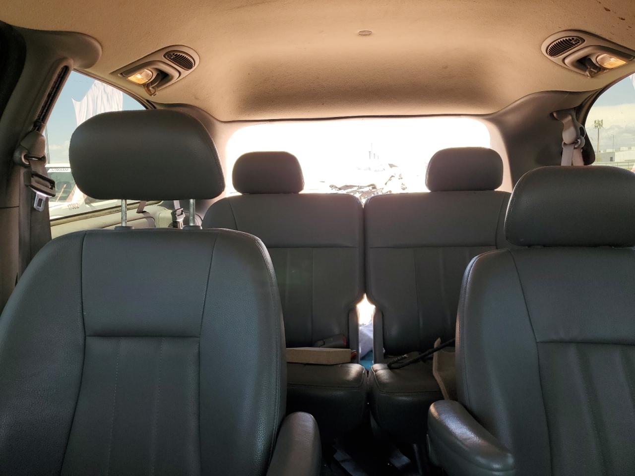 2004 Chrysler Town & Country Touring VIN: 2C8GP54L04R506983 Lot: 52217224