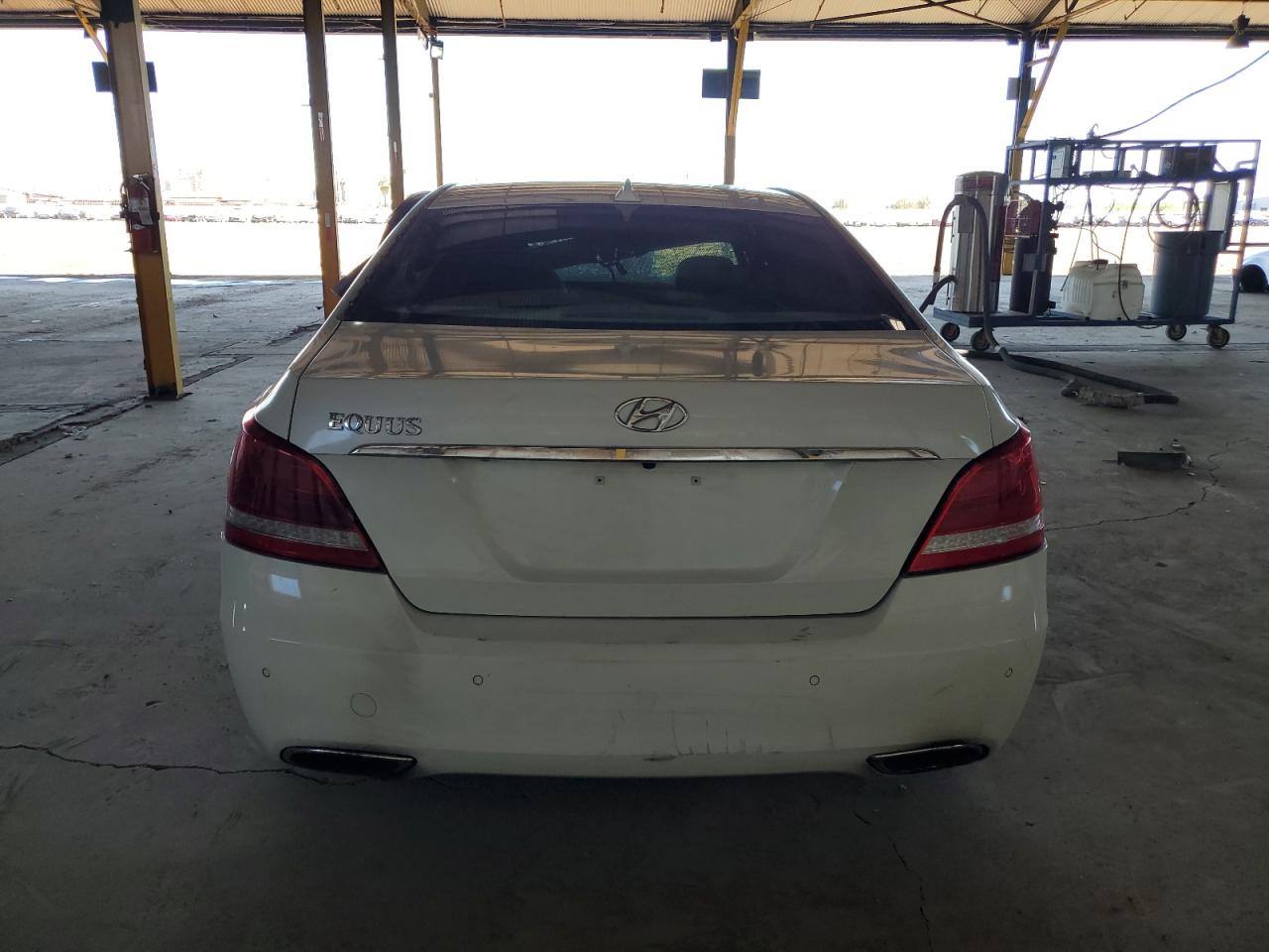 KMHGH4JH2EU076141 2014 Hyundai Equus Signature