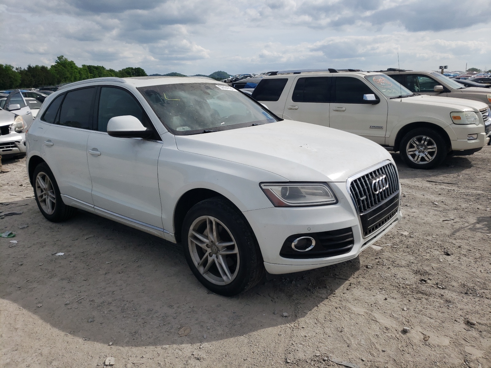 2014 Audi Q5 Premium Plus vin: WA1LFAFP1EA051413