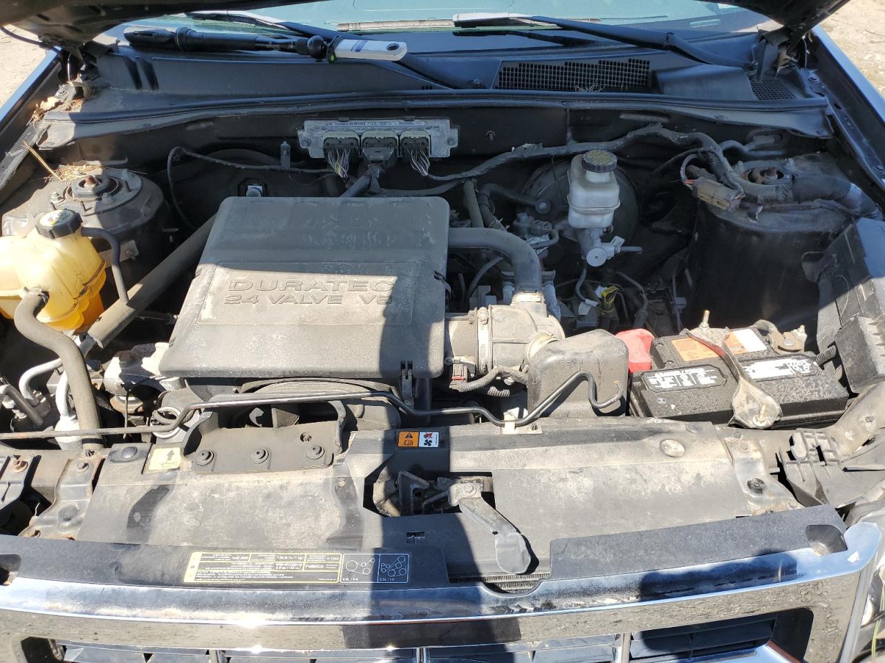2009 Ford Escape - Image 13