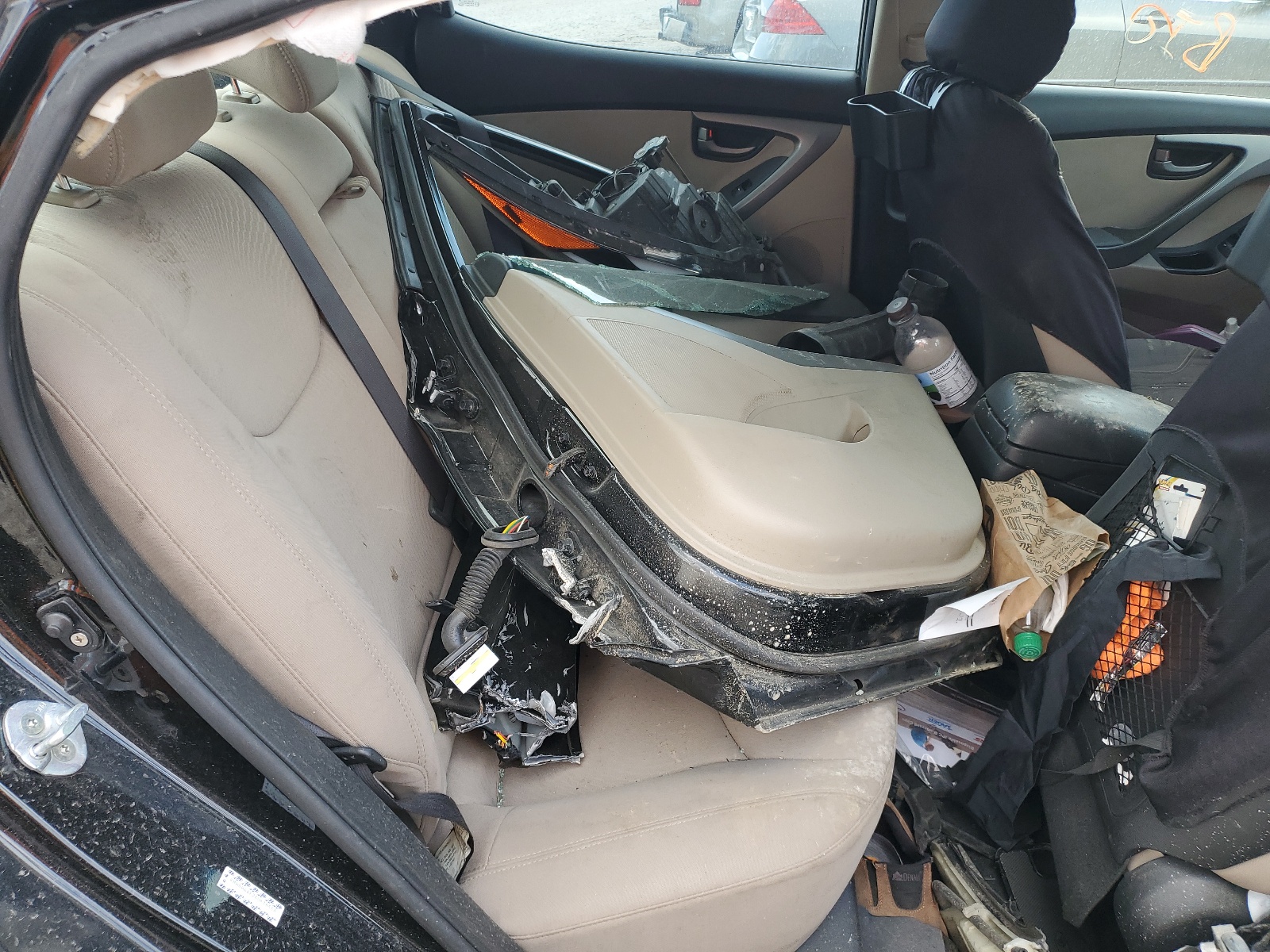 KMHDH4AE2GU618558 2016 Hyundai Elantra Se