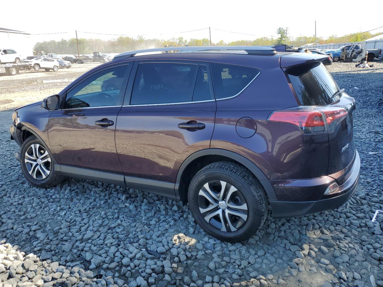 2018 Toyota Rav4 Le VIN: 2T3ZFREV0JW424290 Lot: 51099034