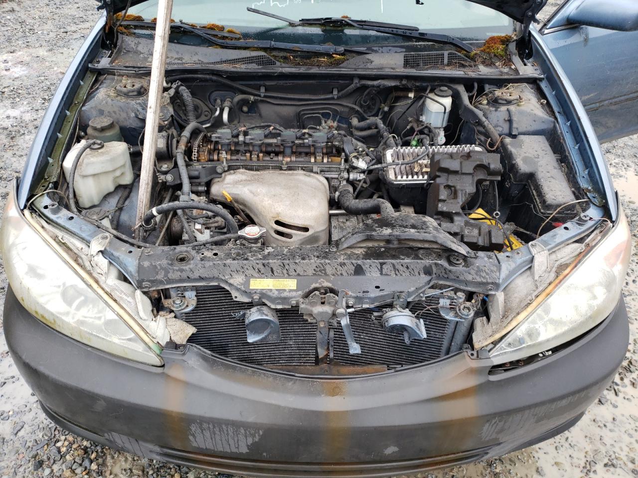 2004 Toyota Camry Le VIN: 4T1BE32K54U888149 Lot: 52585344