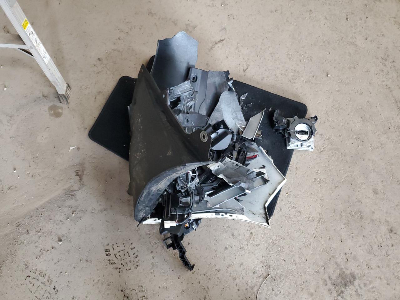 2020 Mazda 3 Preferred VIN: JM1BPAMM2L1164985 Lot: 49012944