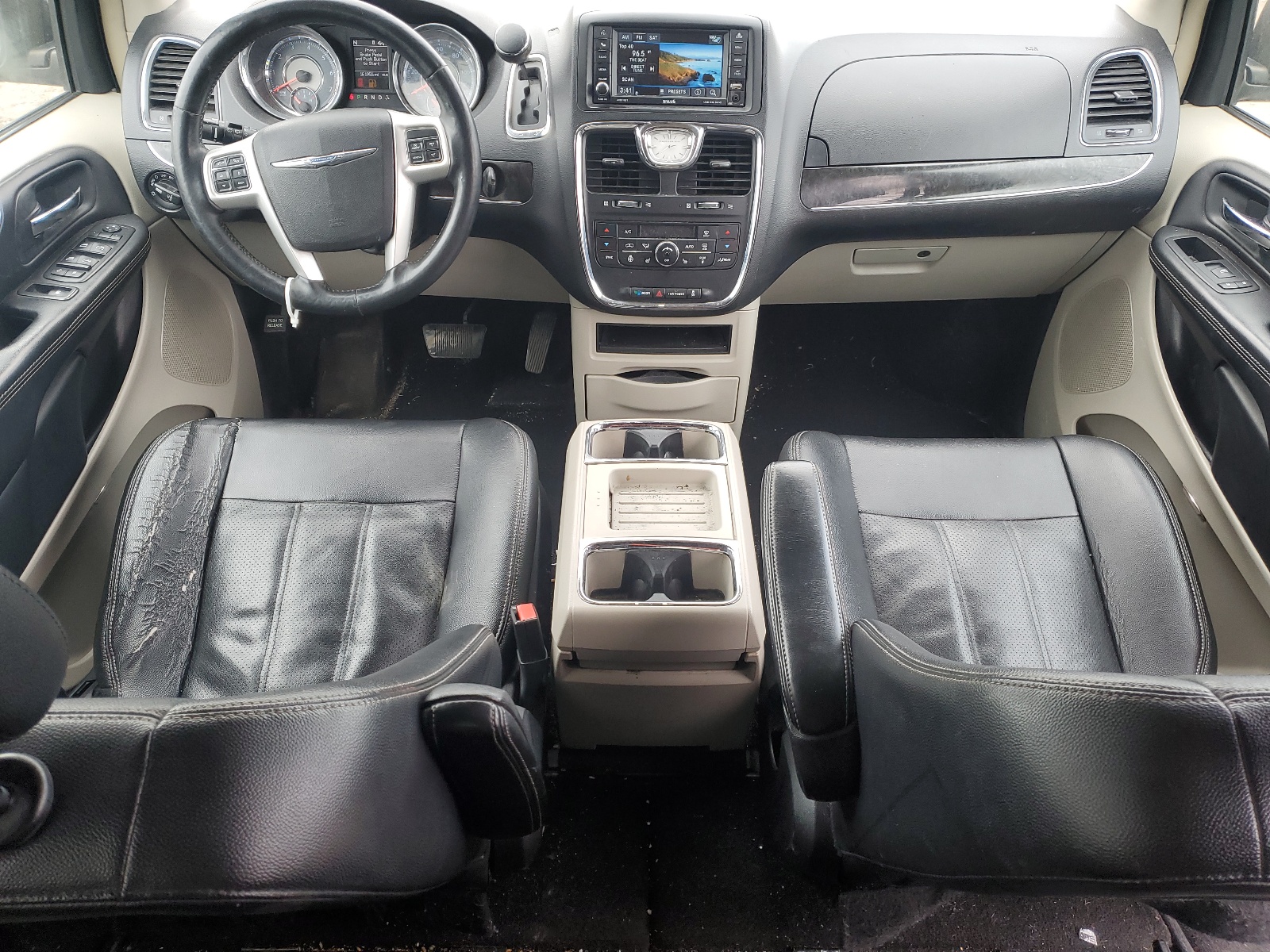 2C4RC1CG3ER425691 2014 Chrysler Town & Country Touring L