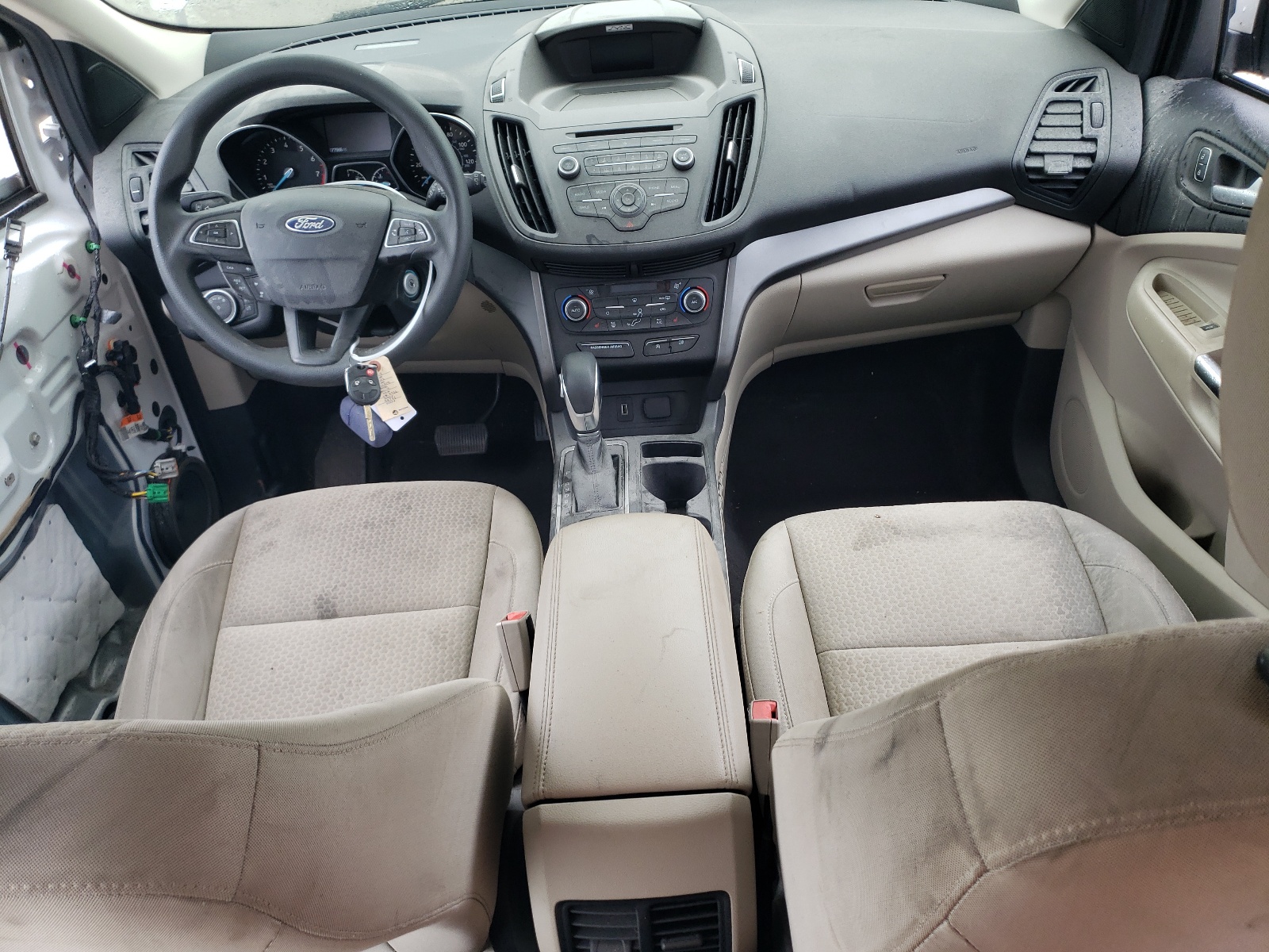 1FMCU0GD6JUA04926 2018 Ford Escape Se