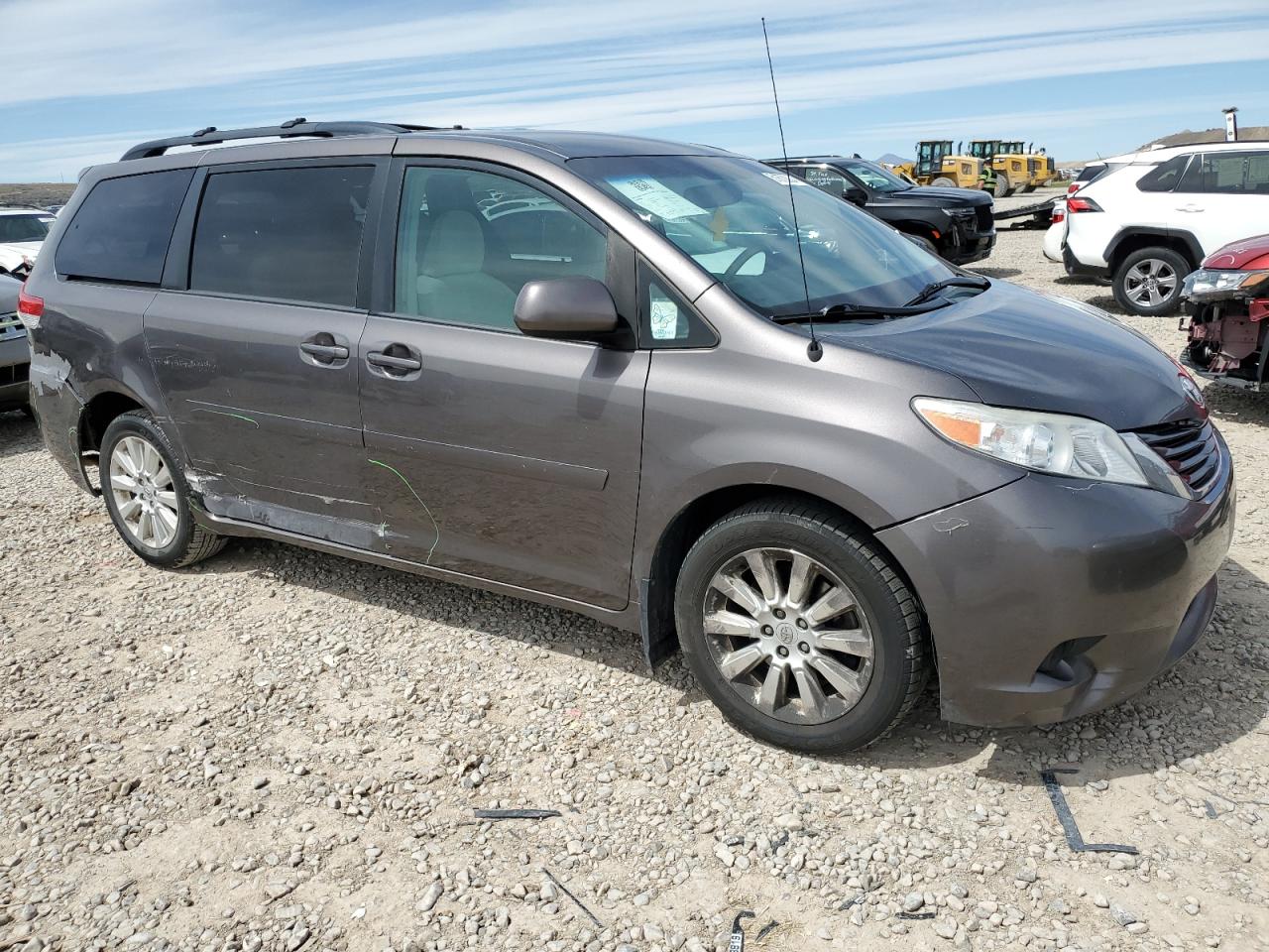 5TDJK3DC4CS044511 2012 Toyota Sienna Le